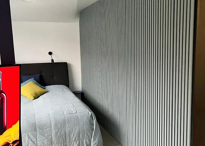 Dom Na Wodzie דירה *